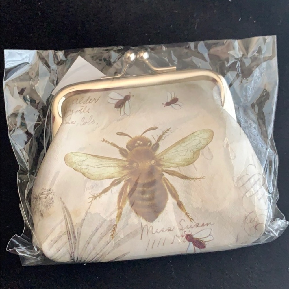 🔥NEW! 1 LEFT - Honey Bee Coin Purse - Picture 2 of 2